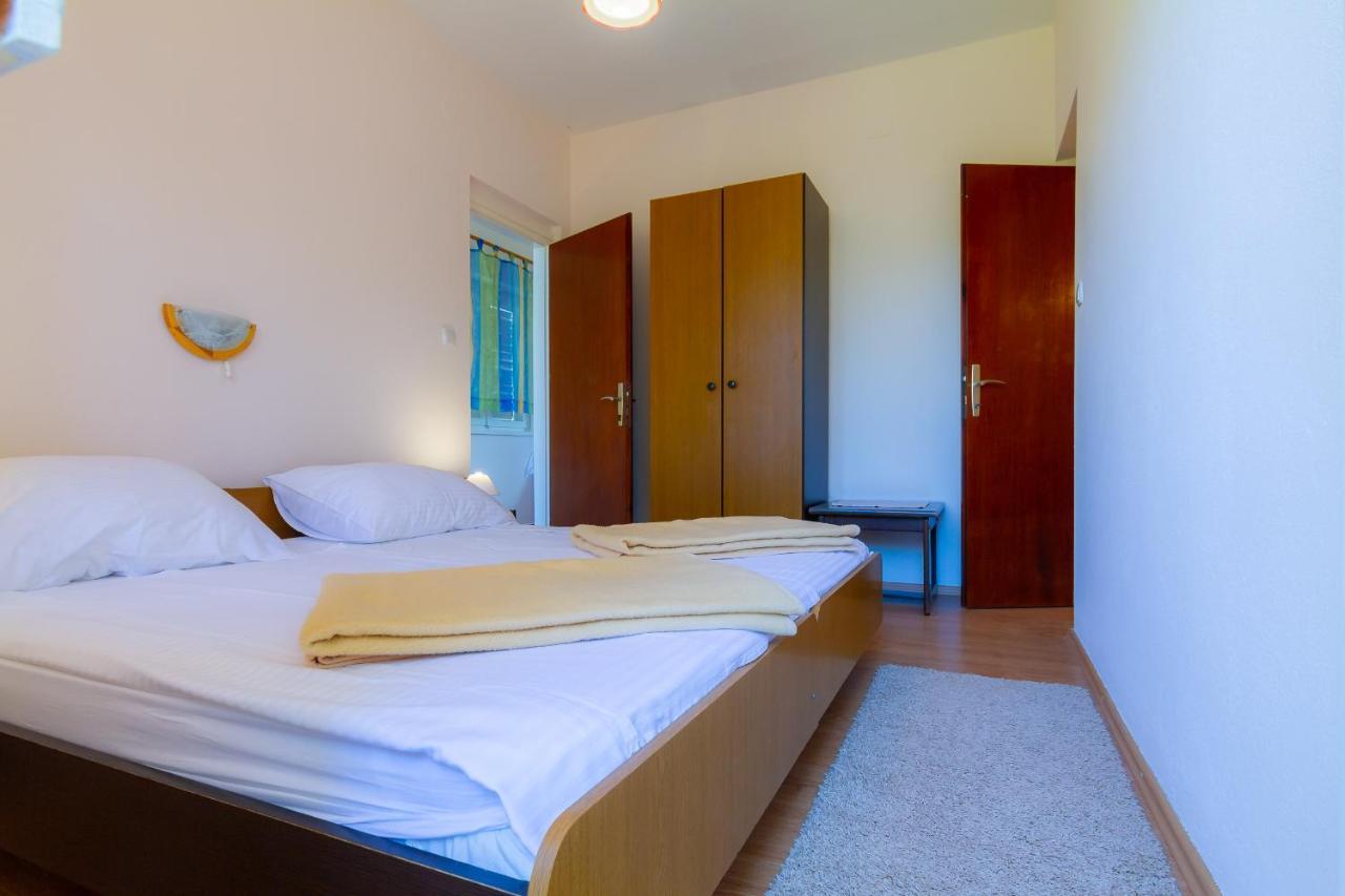 Apartman Haus Maja Banjol Exterior foto