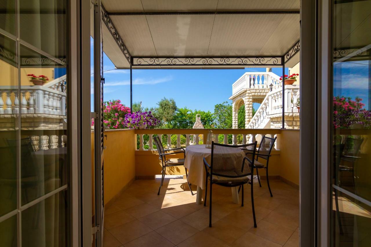 Apartman Haus Maja Banjol Exterior foto